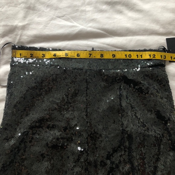New with tags sequin midi skirt - Picture 5 of 7